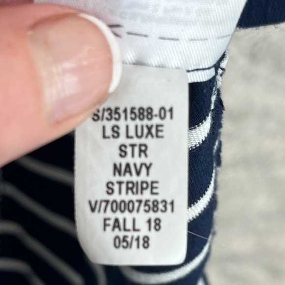 GAP Luxe Navy Striped Nautical Crew Neck Long Sleeve Size Large Preppy Prep - Picture 9 of 13